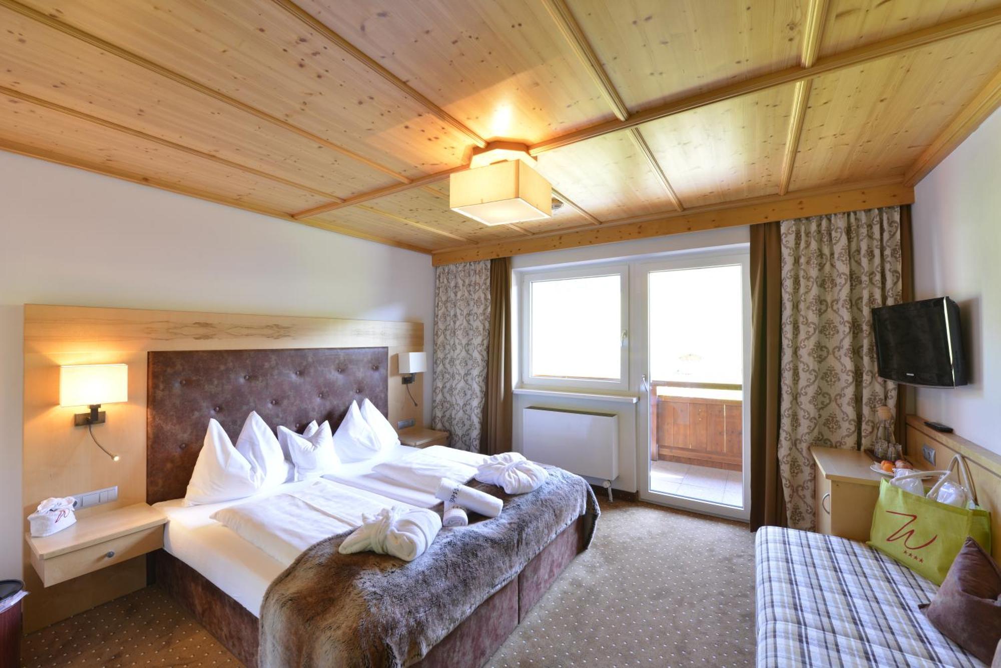 Hotel & Alpin Lodge Der Wastlhof Niederau Εξωτερικό φωτογραφία