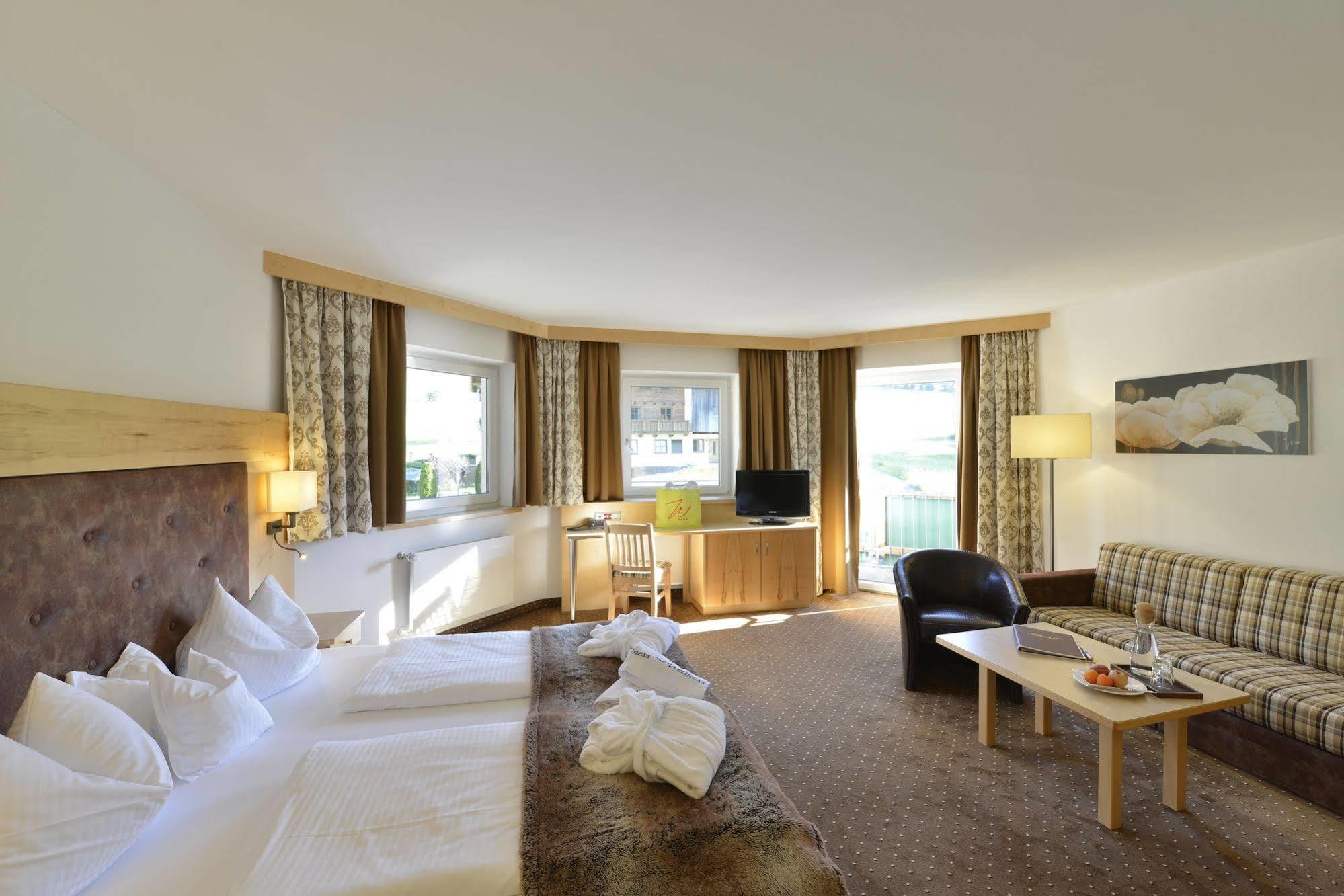 Hotel & Alpin Lodge Der Wastlhof Niederau Εξωτερικό φωτογραφία