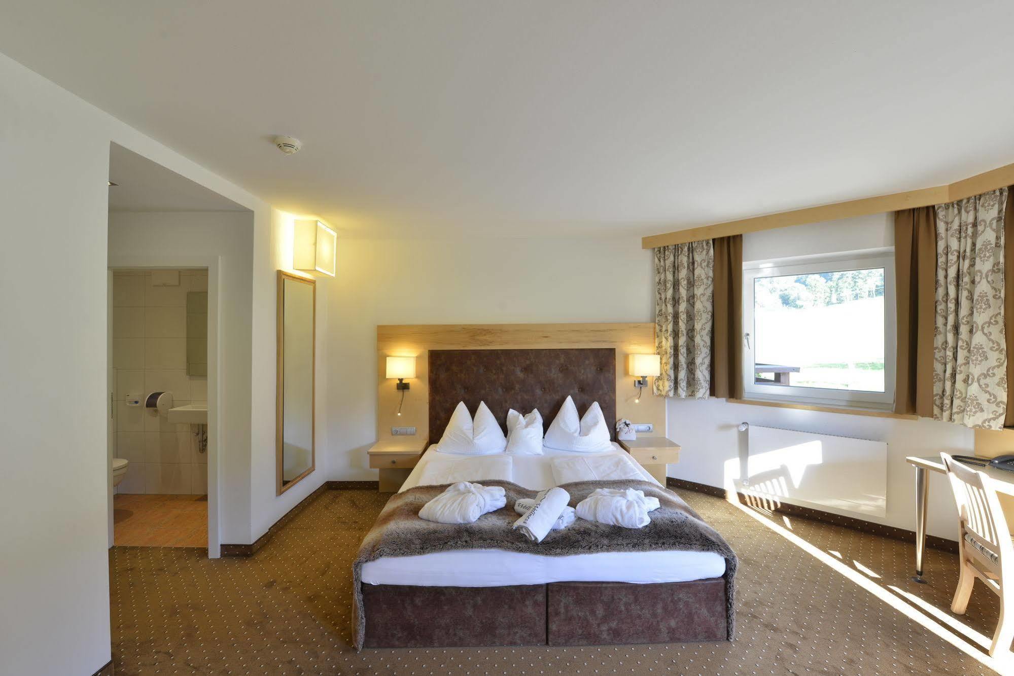 Hotel & Alpin Lodge Der Wastlhof Niederau Εξωτερικό φωτογραφία
